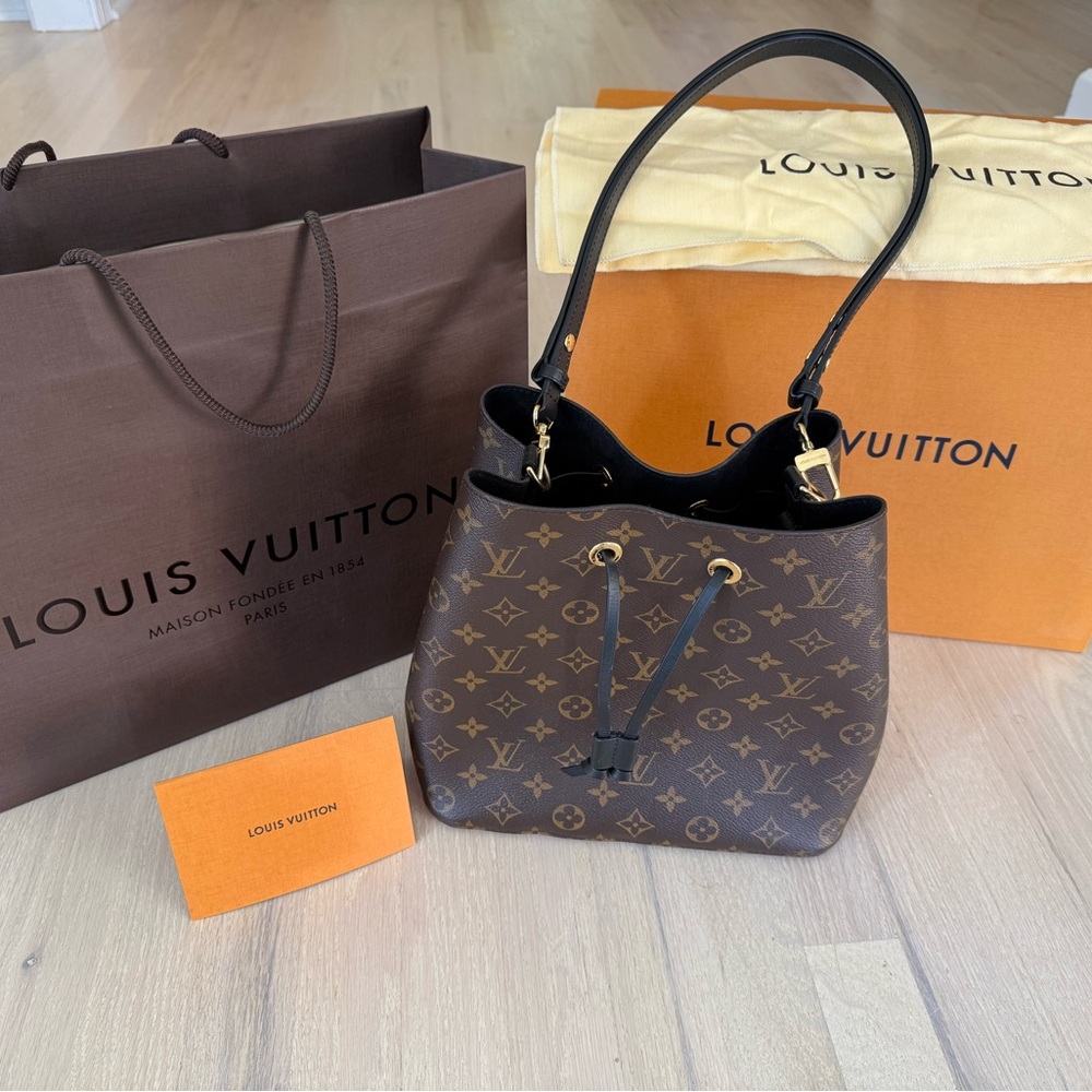 Louis Vuitton Neo Noe Monogram Shoulder Bag